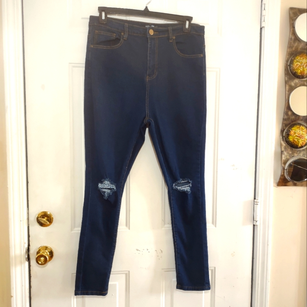 Boohoo Blue Dennis Skinny Jeans. Size 12. NWOT
